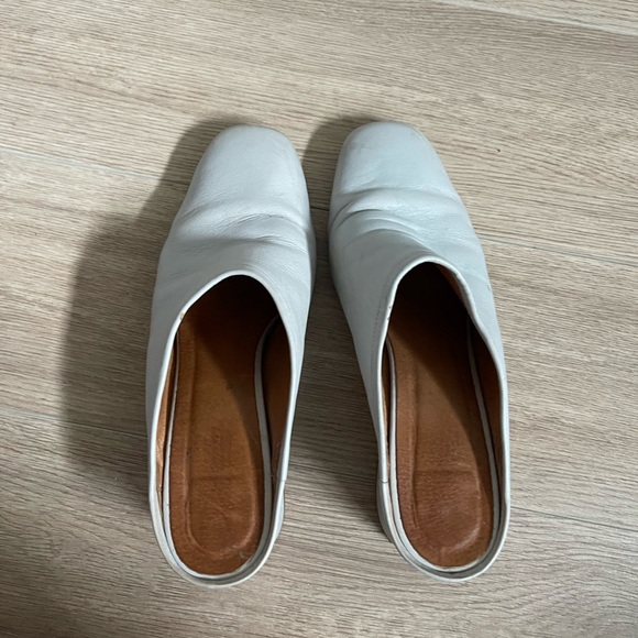 Intervalle Light Gray Mules - Picture 4 of 11